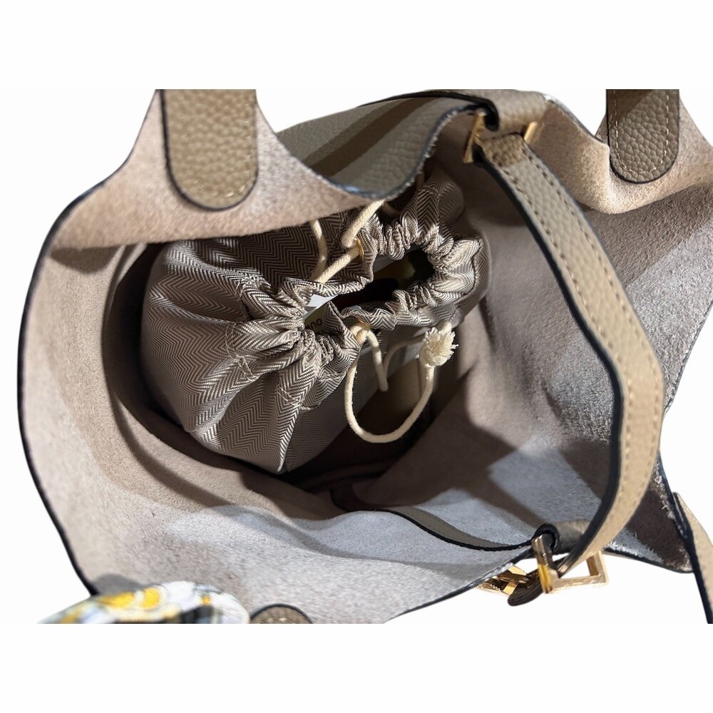 New Bucket Tote Bag Womens Taupe Drawstring Insert Bag with Bag Charm - Picture 5 of 12